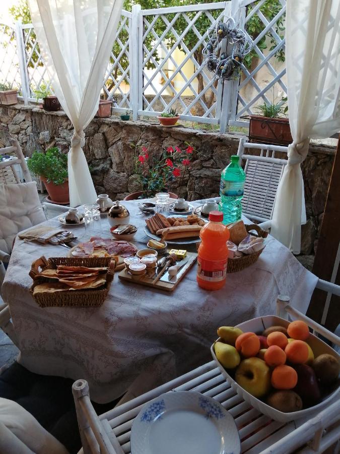 Lughera B&B Tula Exteriér fotografie