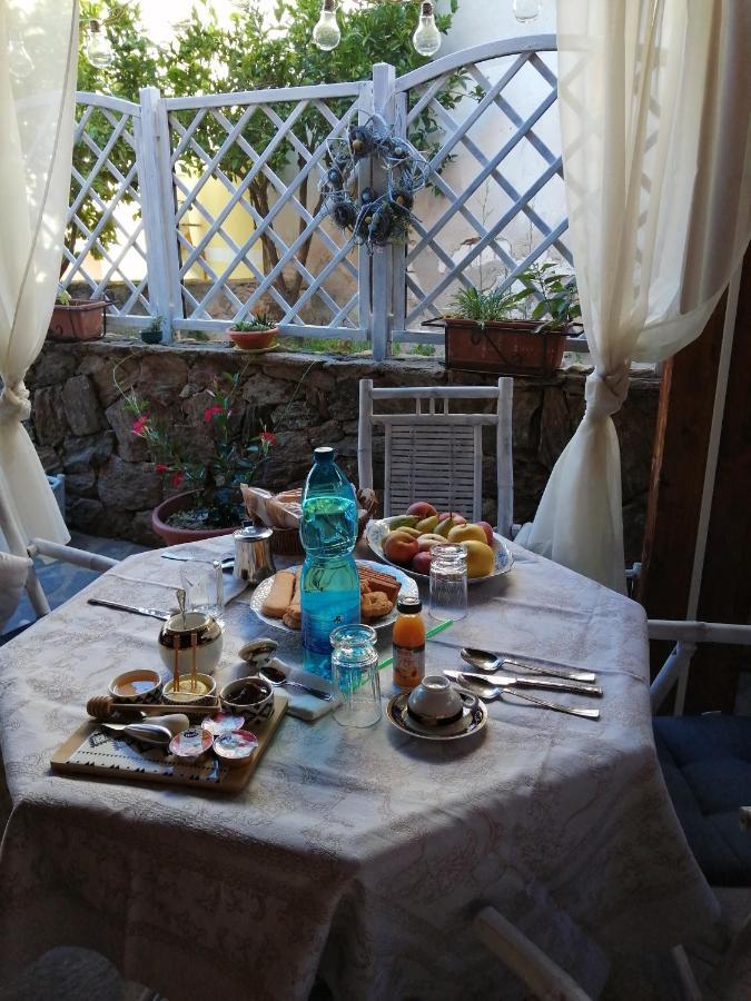 Lughera B&B Tula Exteriér fotografie